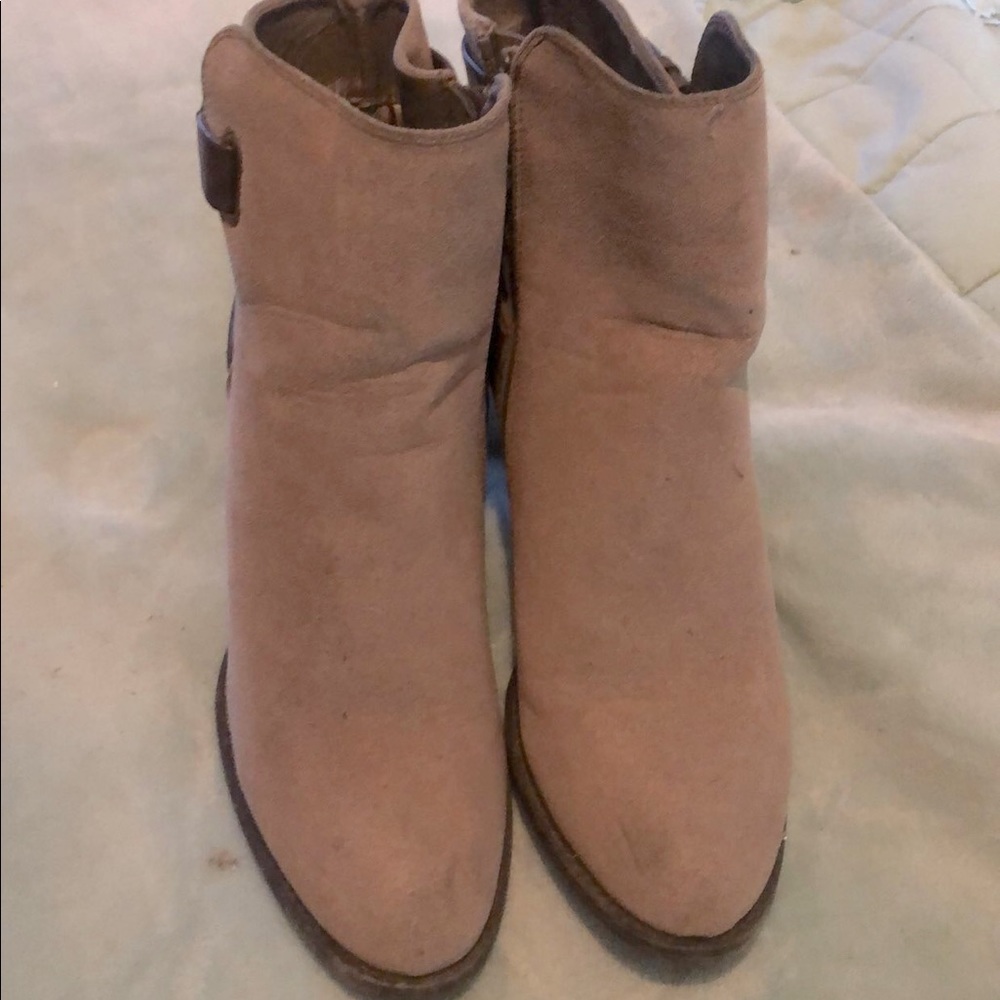 Born booties